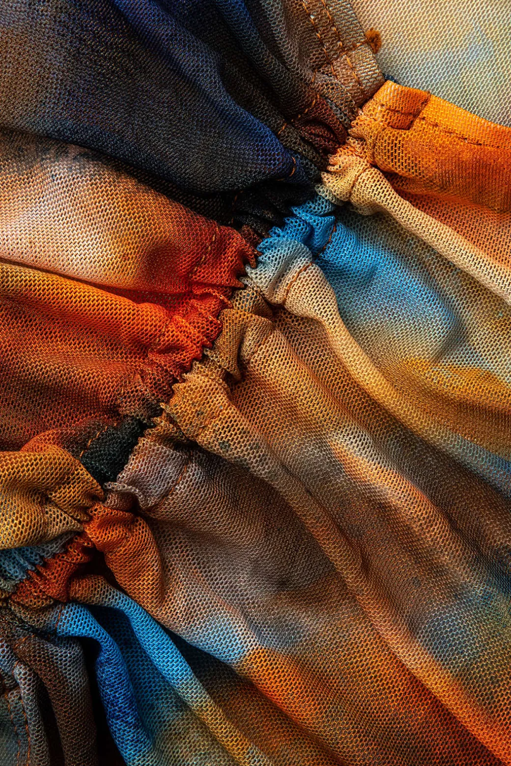 Abstract Print V-neck Cross Back Tie Swimsuit And Mesh Mini Sarong Skirt Set