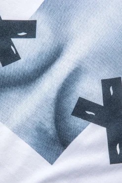 Body Print Sleeveless T-shirt
