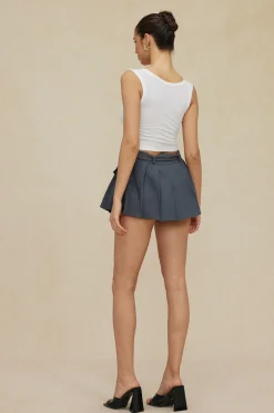 Buckle Layer Pleated Mini Skirt