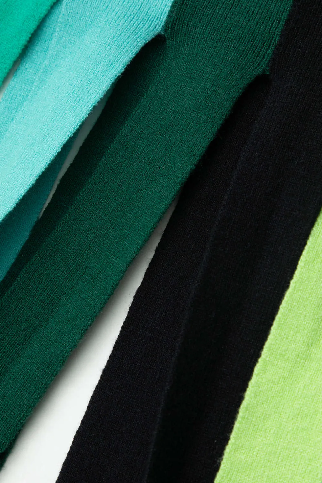 Colorblock Fringe Hem Sleeveless Knit Dress