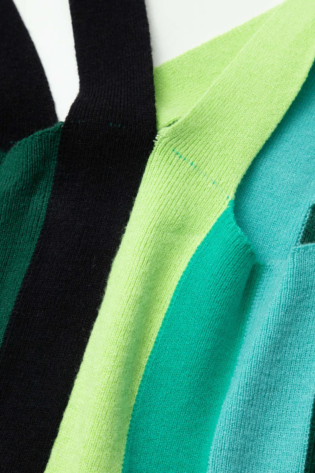 Colorblock Fringe Hem Sleeveless Knit Dress