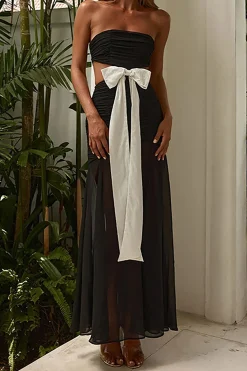 Contrast Bowtie Cut Out Strapless Ruched Maxi Dress