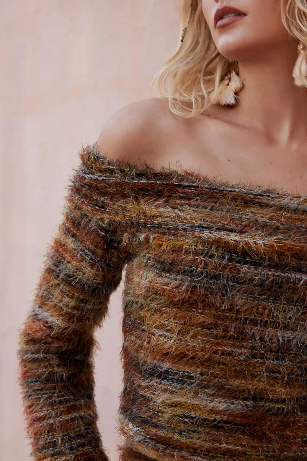 Contrast Faux Fur Sweater Long-Sleeve Top