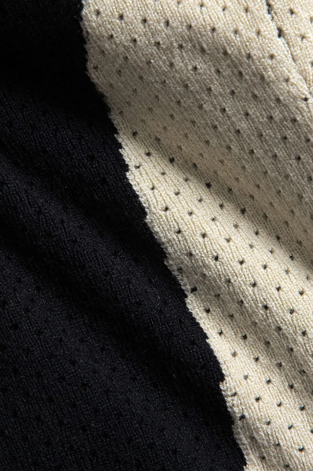 Contrast Knit Backless Patchwork Long-Sleeve Top