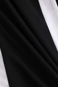Contrast Off Shoulder Long Sleeve Maxi Dress