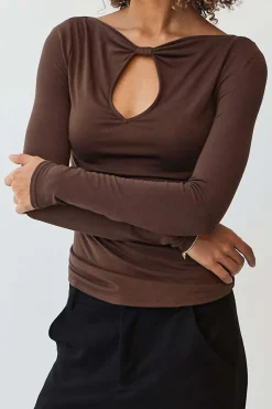 Cut Out Knot Long-Sleeve Top