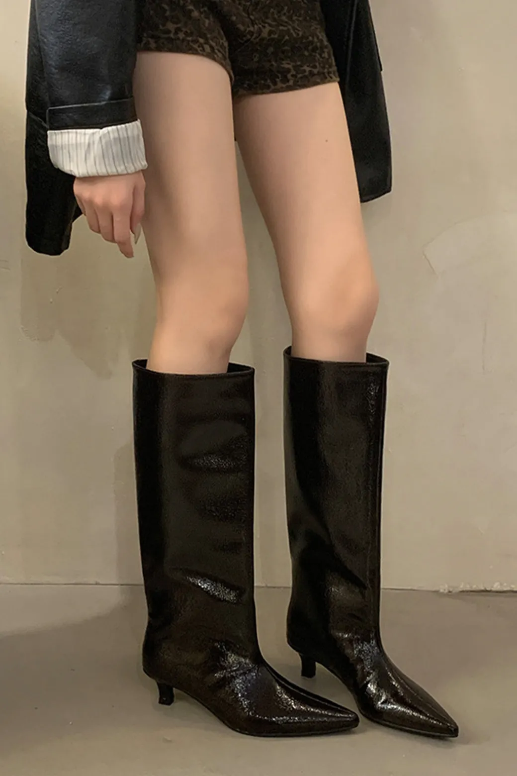 Faux Leather Textured Pointed Toe Knee High Boots