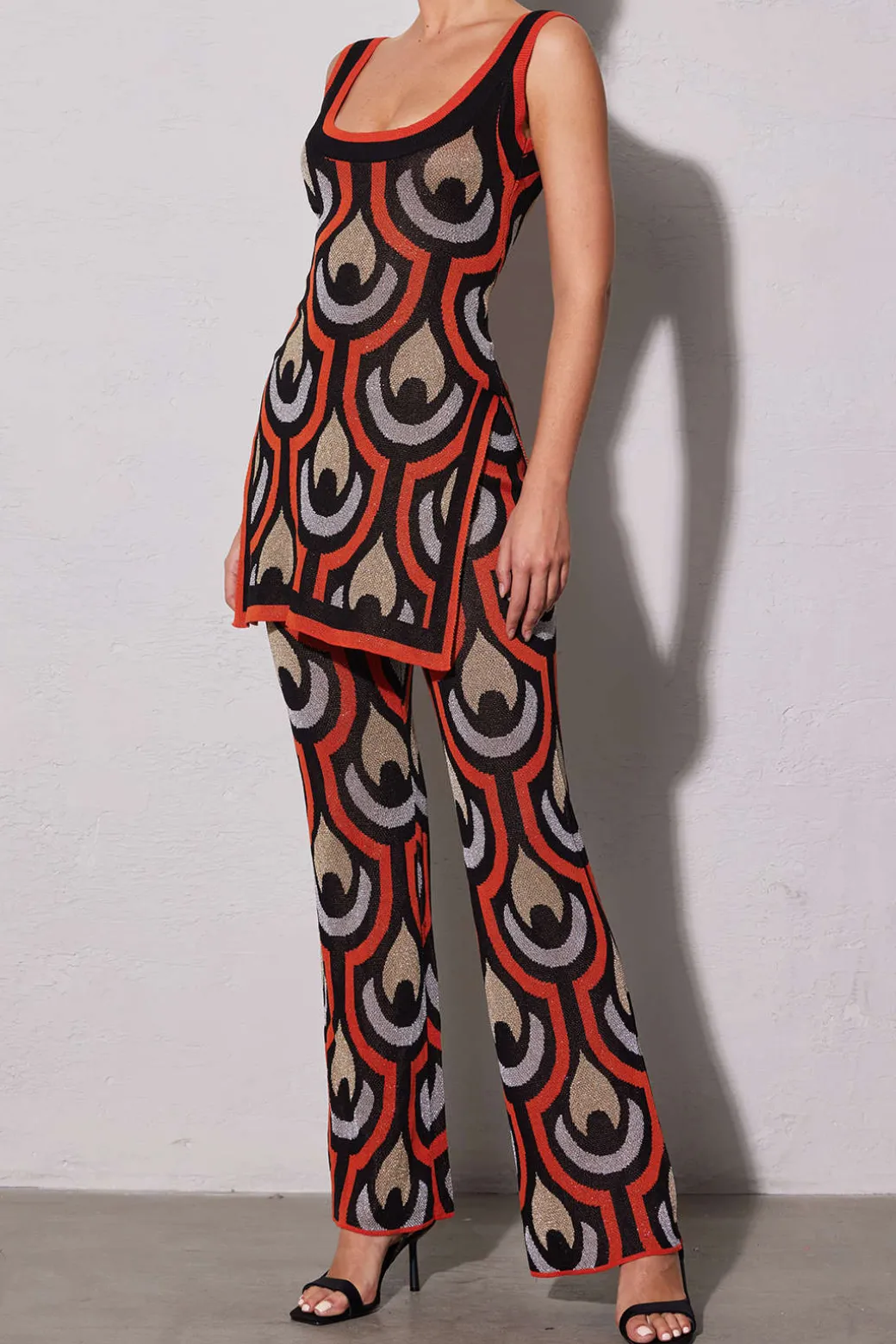 Geometric Pattern Knit Slit Sleeveless Mini Dress
