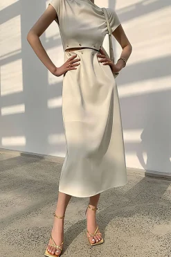 Hollow Out Short Sleeve Midi Dress