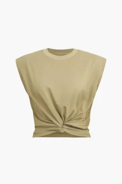Sleeveless T-shirt