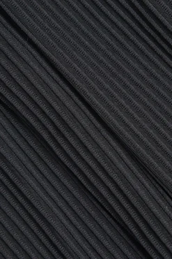 Solid Pleated Tie-Up Shorts