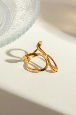 Twisted Shaped Open Ring